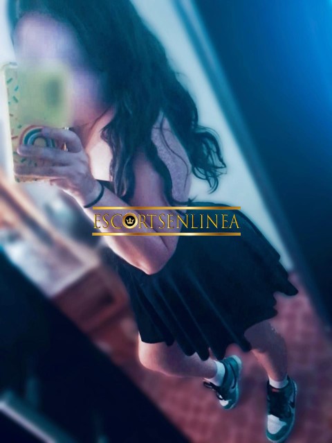 Escort-417_img-20250521-wa0083_thm-Escorts - Ecatepec - Te voy a dar un masaje relajante,para terminar rebotandote mis ricas nalgas  | Escorts en Linea-Hola corazon d&eacute;jate consentir por esta nena s&uacute;per ardiente con ganas de complacerte al 100, disfrutame de pies a cabeza vamos a disfrutarnos en un riqu&iacute;simo -Ven, tengo unas nalgas adictivas 