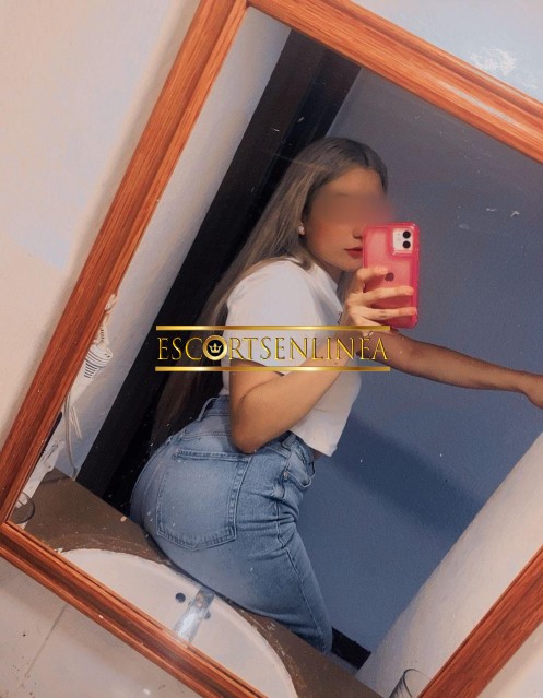 Escort-926_1000028897_thm-Escorts - Iztapalapa - SOY MEGAN MUY AGRADABLE Y SUPER CALIENTE ME ENCANTA EL SEXO EN MUCHAS POSICIONES DELICIOSA | Escorts en Linea-Soy scort de la delegaci&oacute;n de Iztapalapa super complaciente y muy caliente me encanta provocar mientras bailo y me desnudo soy una scort con un cuerpo que cuid-Escort de Iztapalapa 
